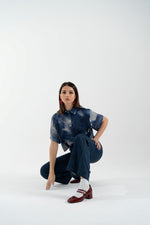 Blusa fantasia con collo polo