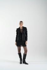 Abito con inserti in pizzo
