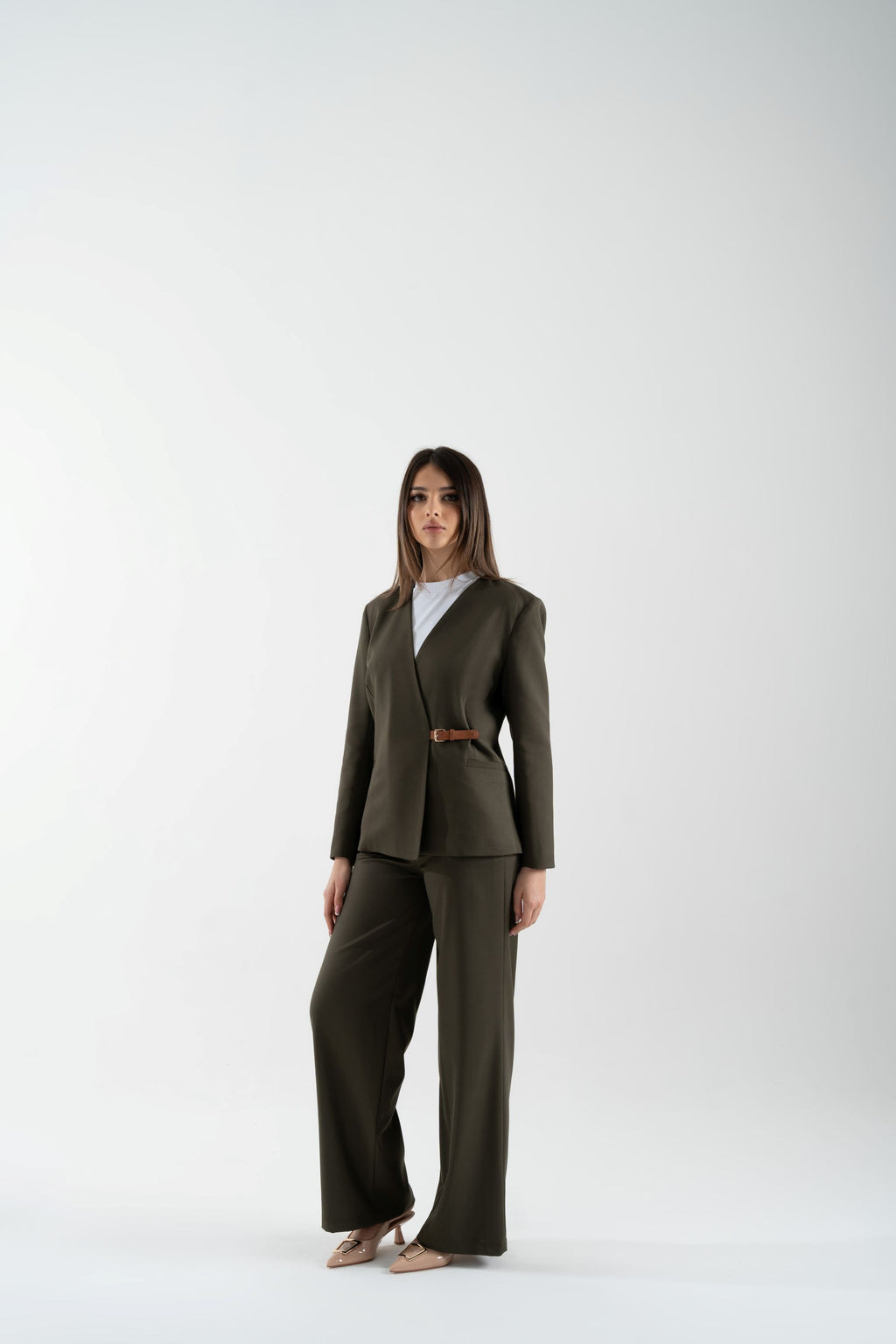Pantalone palazzo con cinturino in pelle