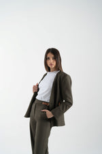 Pantalone palazzo con cinturino in pelle