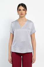Blusa in raso mezza manica scollo a v