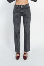Jeans grigio linea dritta con applicazioni