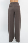 Pantalone in flanella con pinces e ricamo