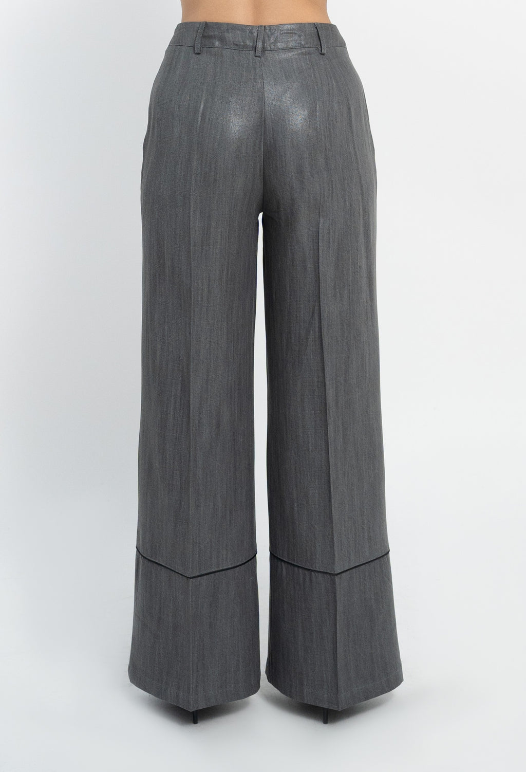 Pantalone in denim effetto laminato