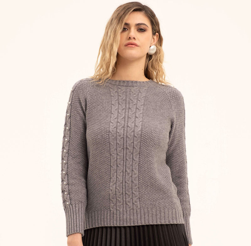 MAGLIONE GIROCOLLO A TRECCE CON PERLINE