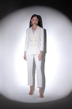 Pantalone cigarette fit con citurino e frisi lucidi